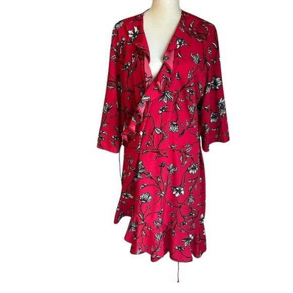 Junarose Floral Wrap Dress Size 22 - Picture 5 of 10